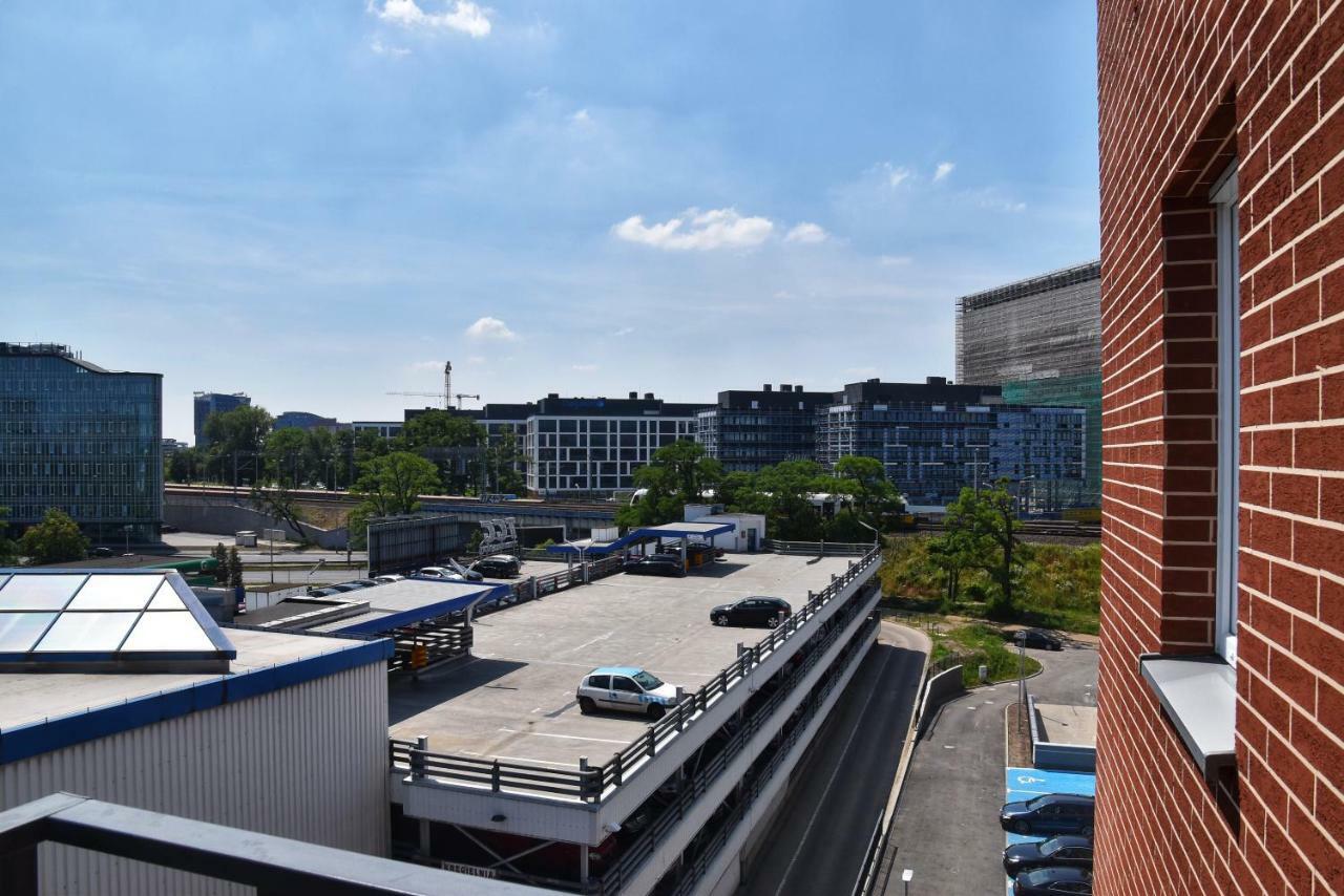 Apartament 102 G&W Lägenhet Wrocław Exteriör bild