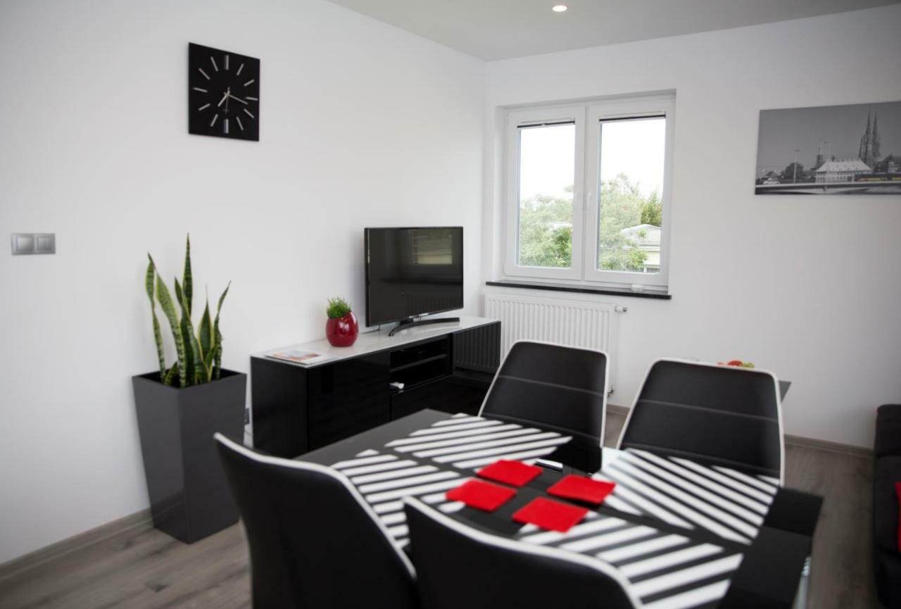Apartament 102 G&W Lägenhet Wrocław Exteriör bild