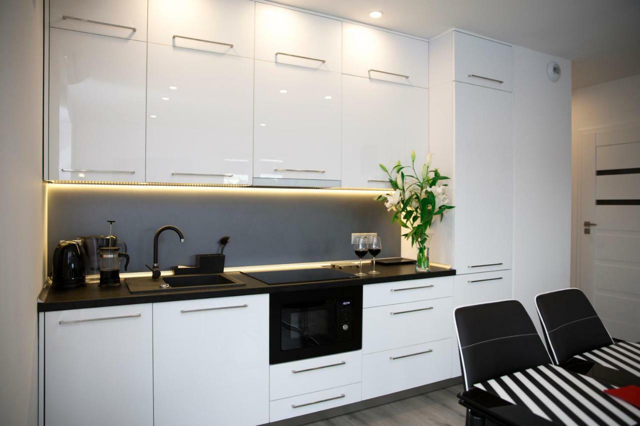 Apartament 102 G&W Lägenhet Wrocław Exteriör bild