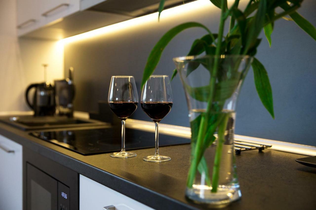 Apartament 102 G&W Lägenhet Wrocław Exteriör bild